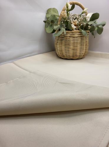 Nappes carrée polyester ivoire - 240 x 240 cm